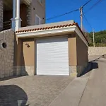 Διαμέρισμα Seafront Family - Sunny Rab Island